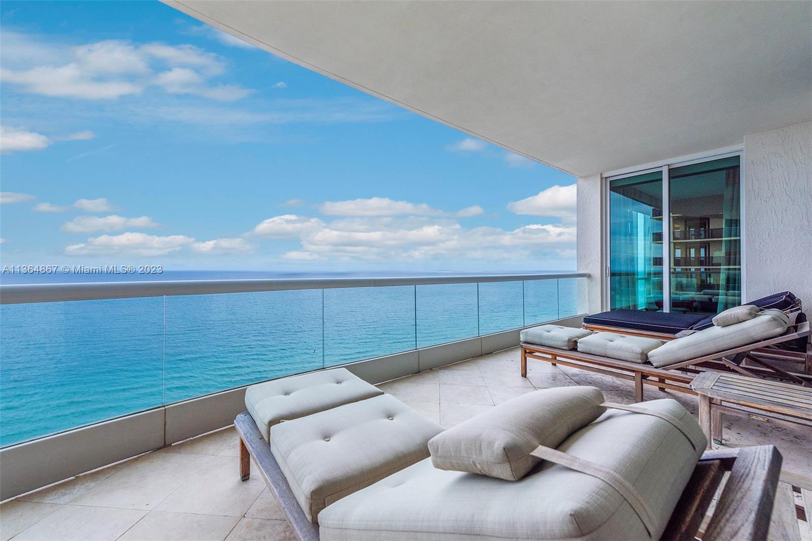 TURNBERRY OCEAN COLONY - Residential