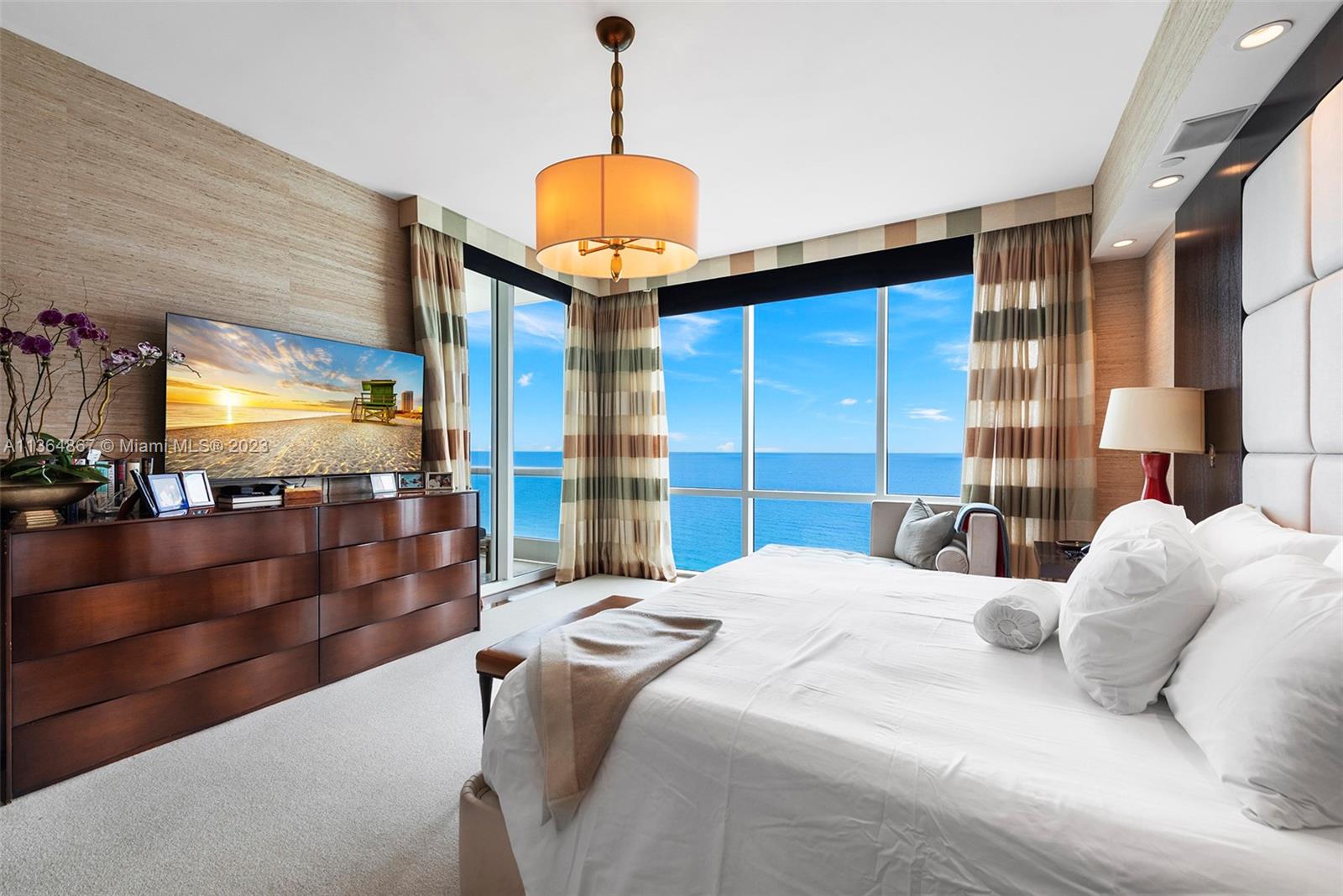 TURNBERRY OCEAN COLONY - Residential