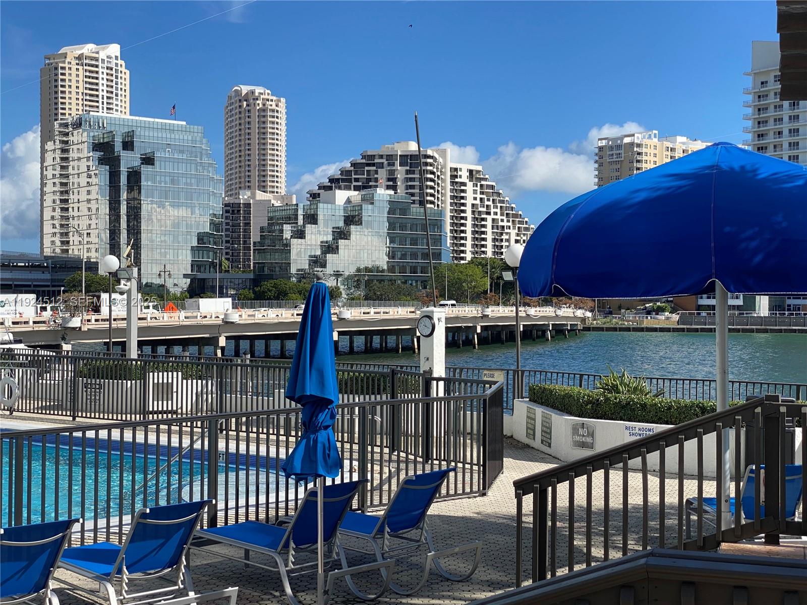 825 Brickell Bay Dr 343