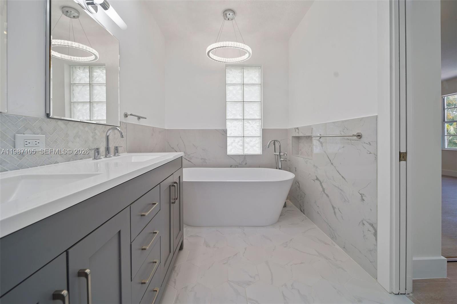 NEWHAVEN 7B PH 1 - Residential Lease