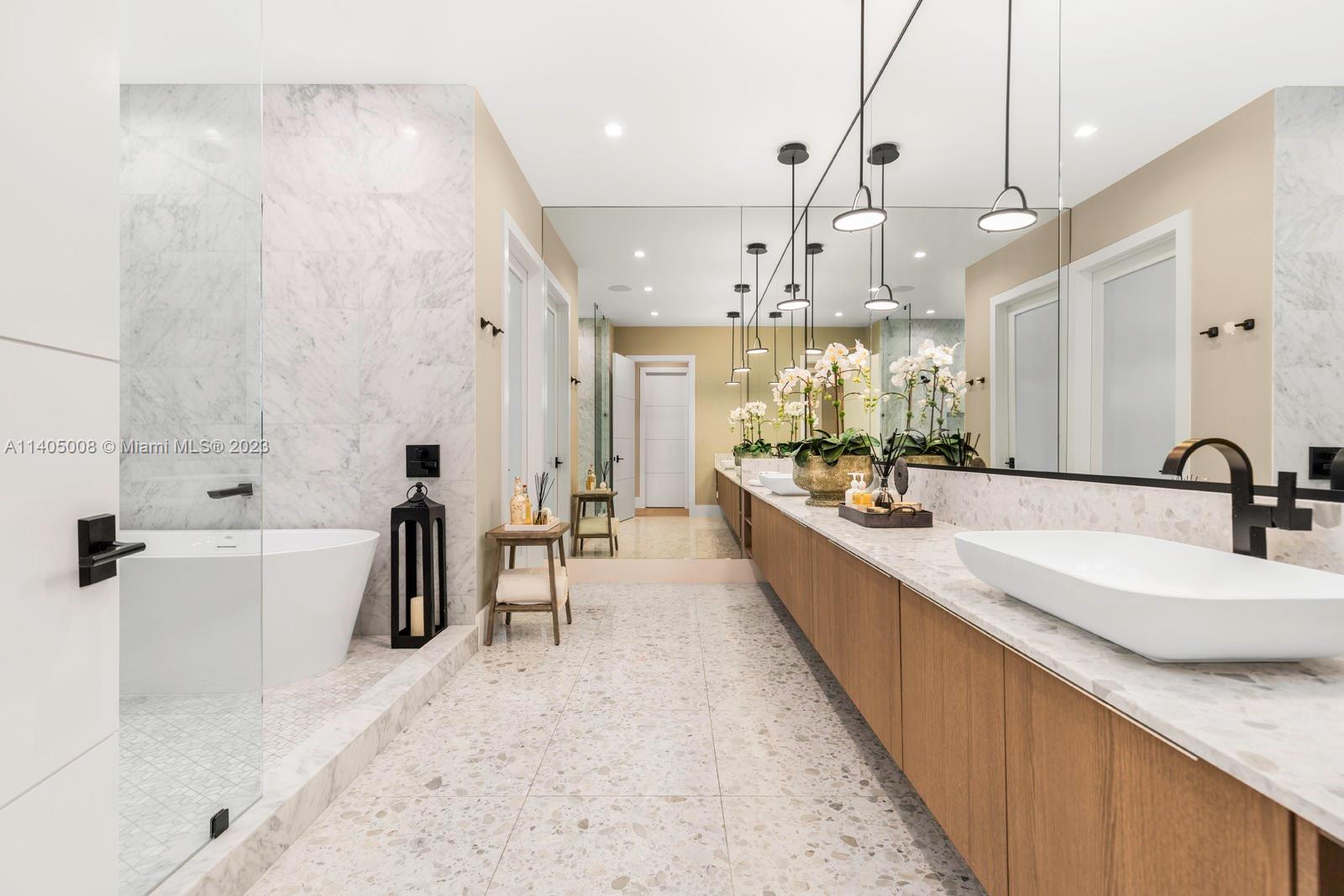 CASTANEIRA ESTATES - Residential