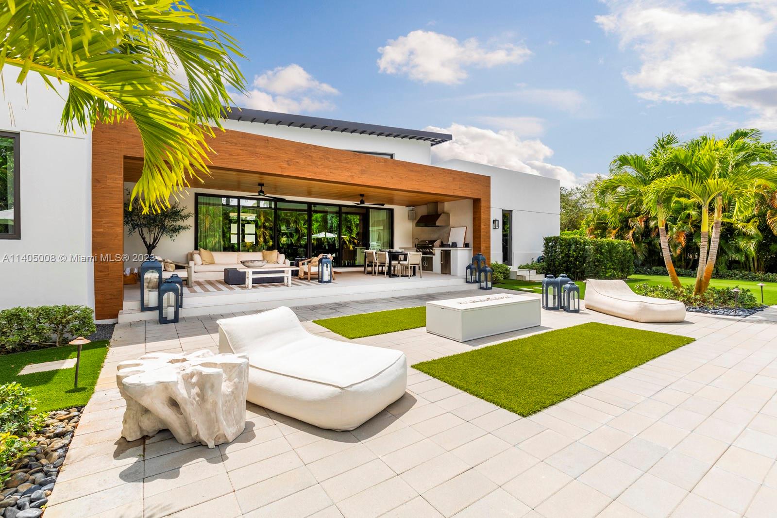 CASTANEIRA ESTATES - Residential