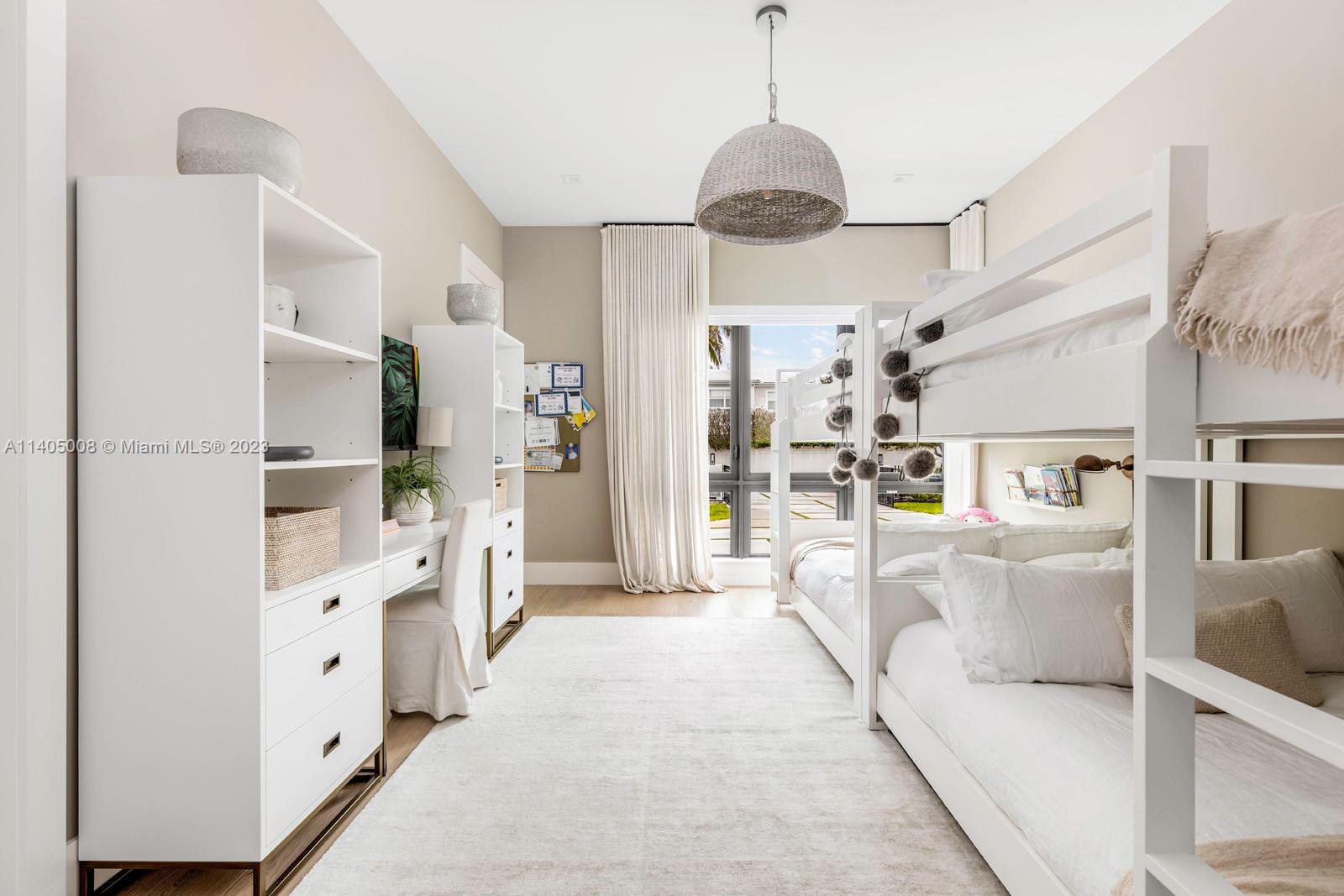 CASTANEIRA ESTATES - Residential