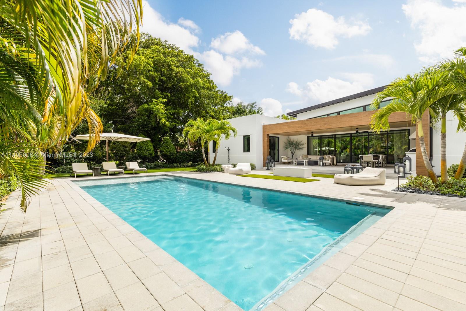 CASTANEIRA ESTATES - Residential