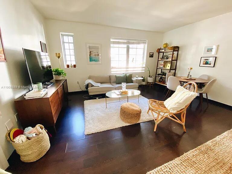 ARTECITY GOVERNOR CONDO - Residential Lease