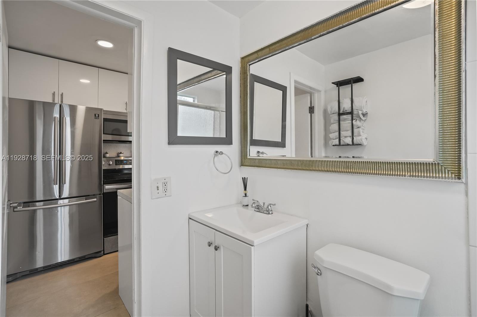 FRIENDLY CORNER CONDO - Residential