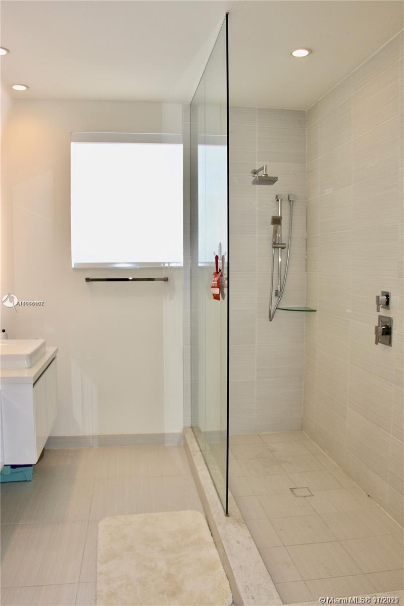 LANDMARK AT DORAL - Residential