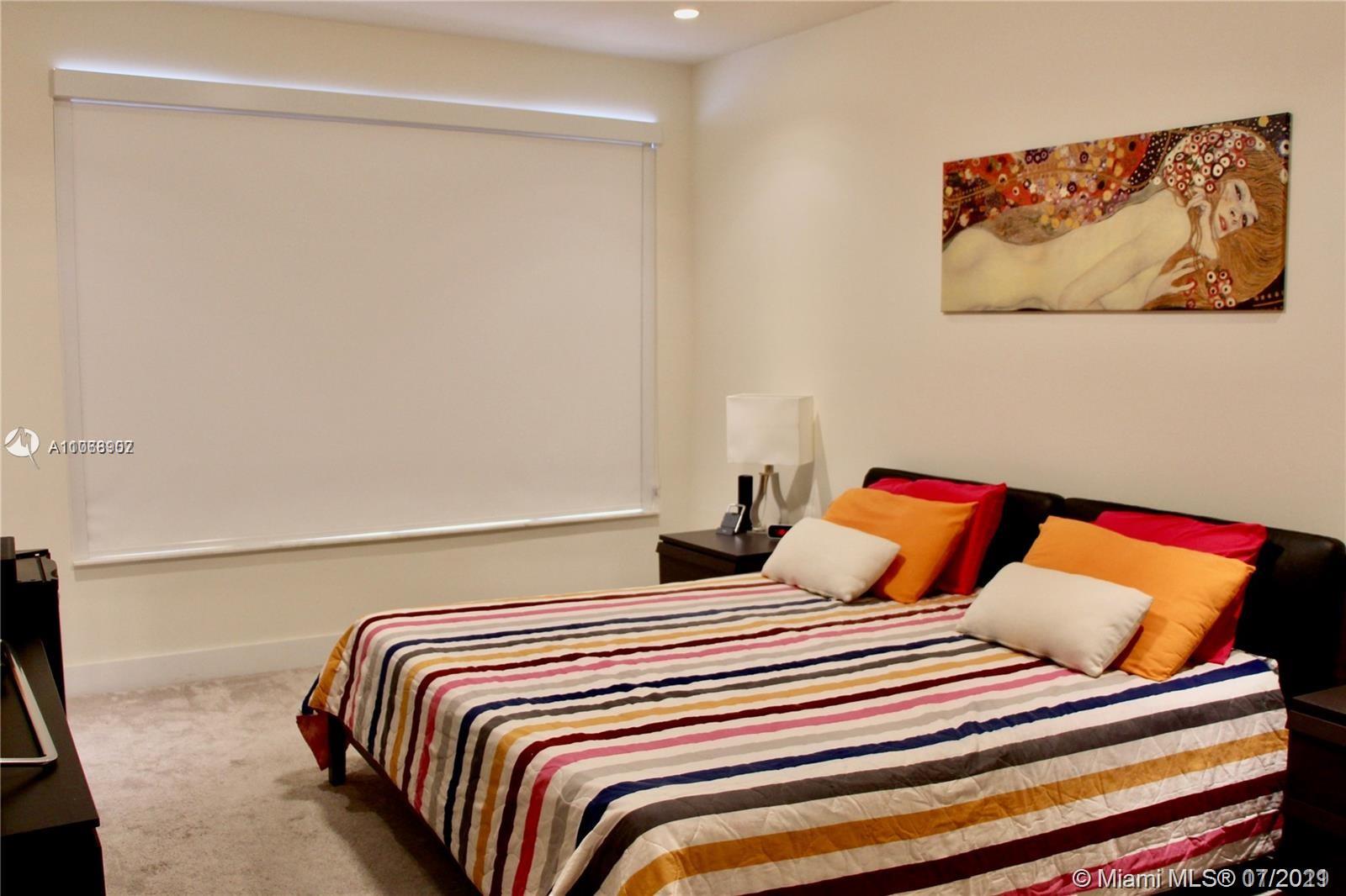 LANDMARK AT DORAL - Residential