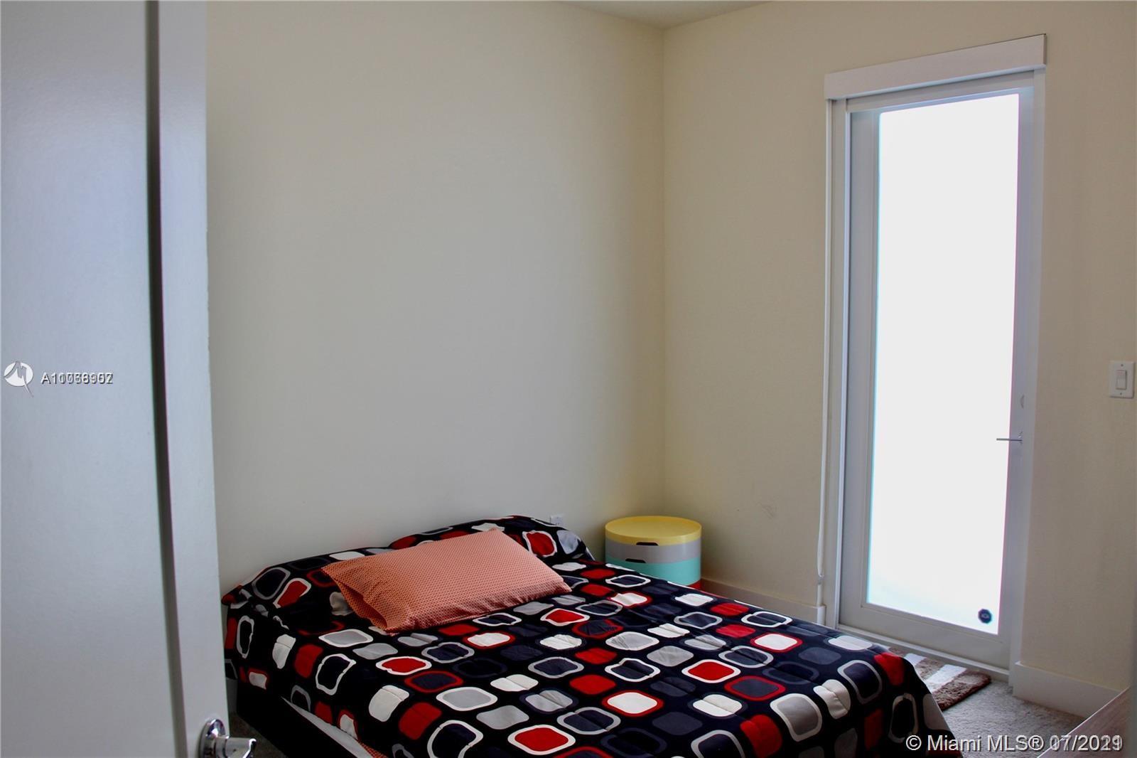 LANDMARK AT DORAL - Residential