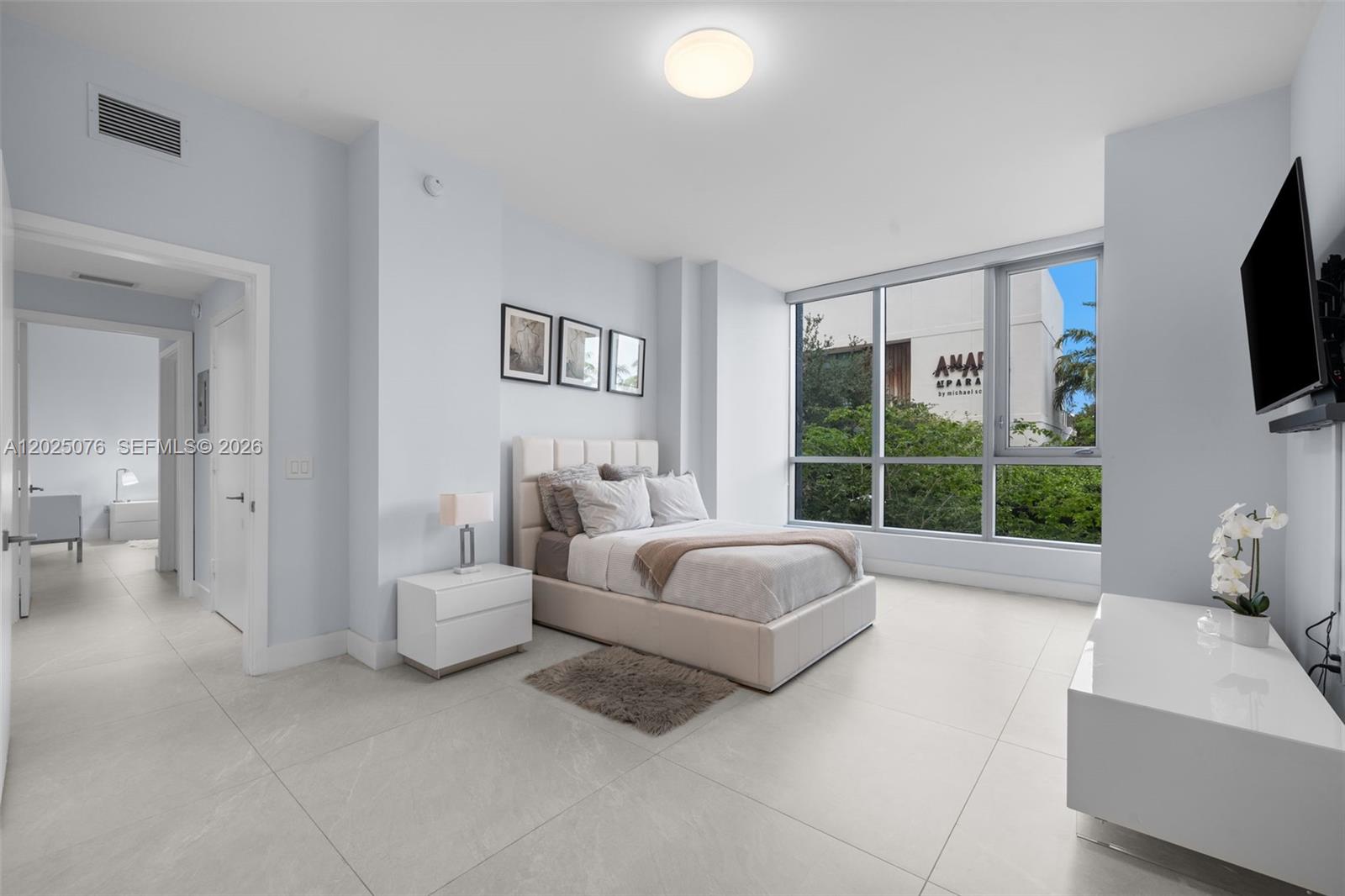 PARAISO BAY CONDO - Residential