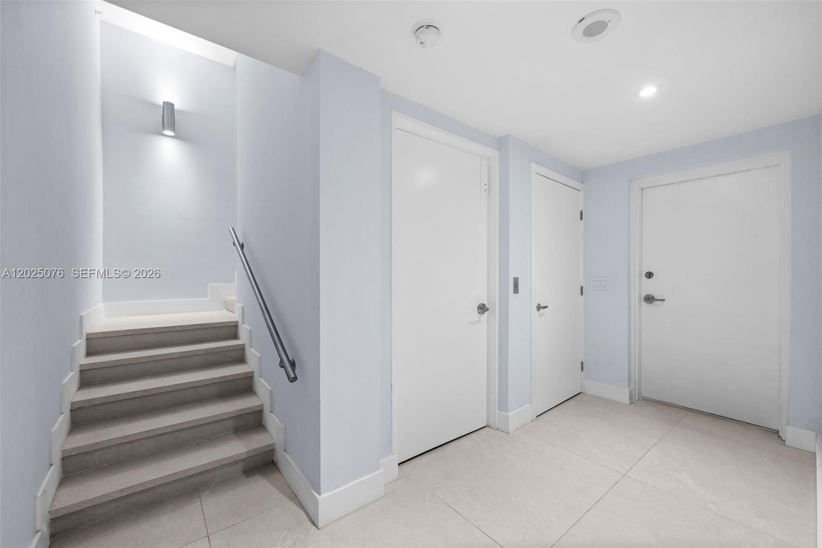 PARAISO BAY CONDO - Residential