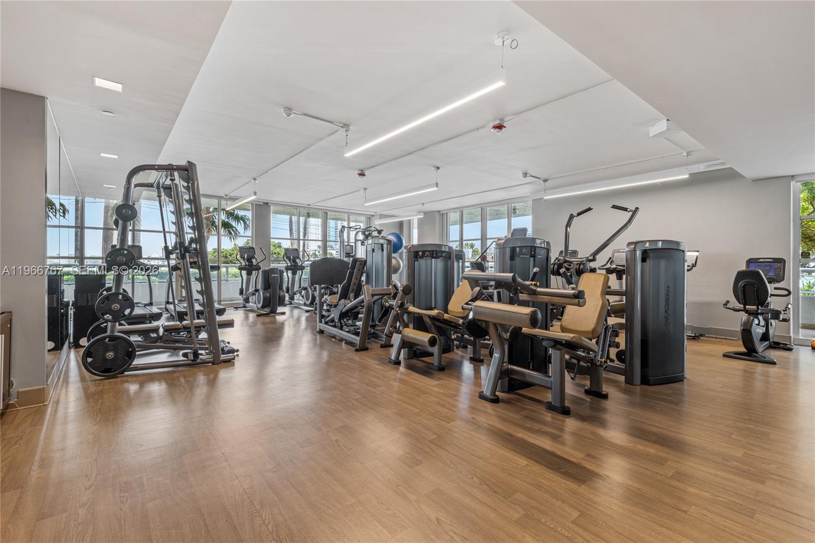 THE GRAND VENETIAN CONDO - Residential