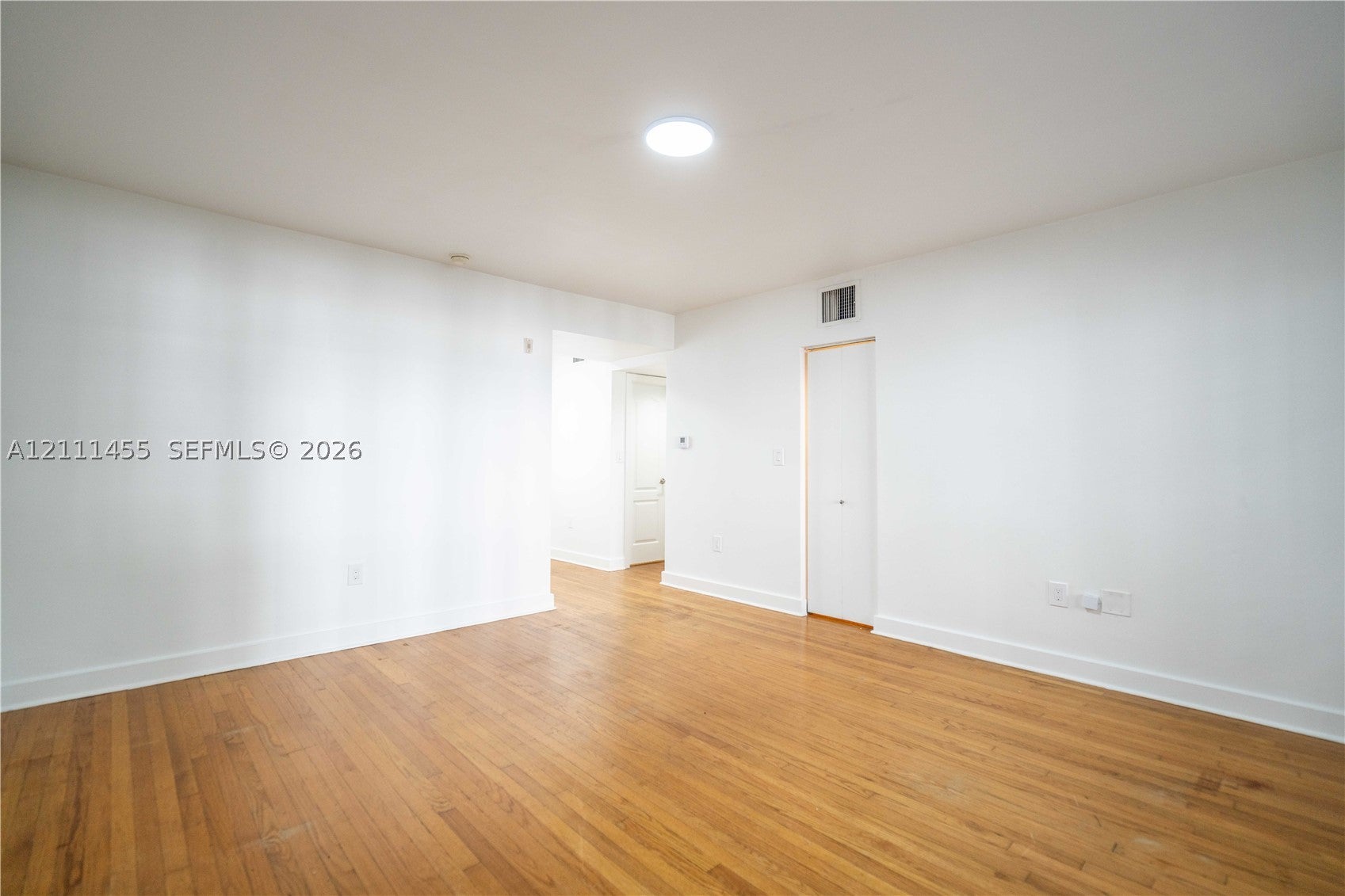 2425 Flamingo Pl 2