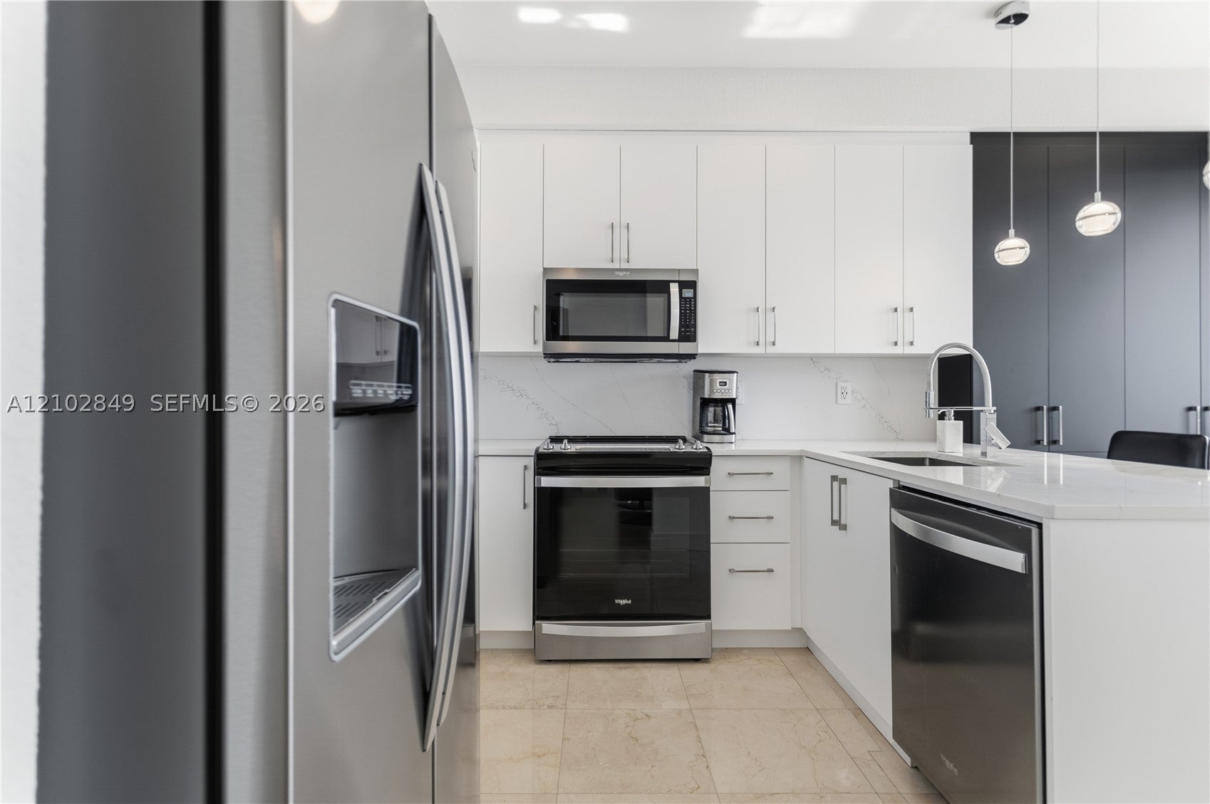 3600 Mystic Pointe Dr PH-16