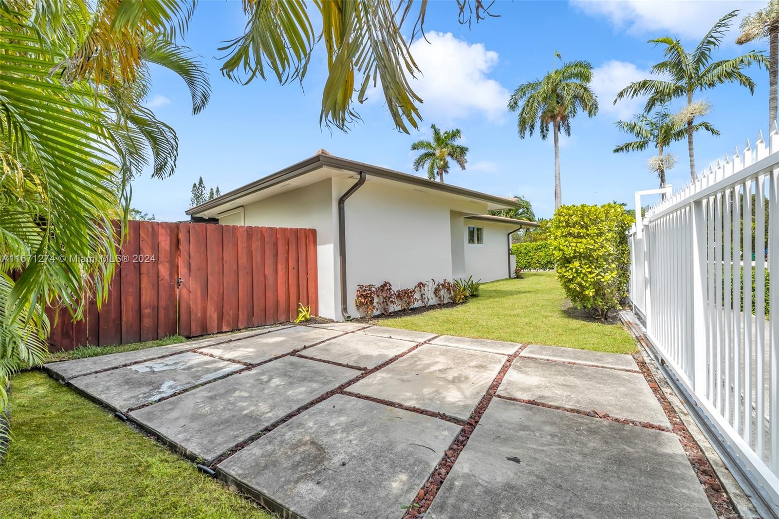 SHORECREST - Residential