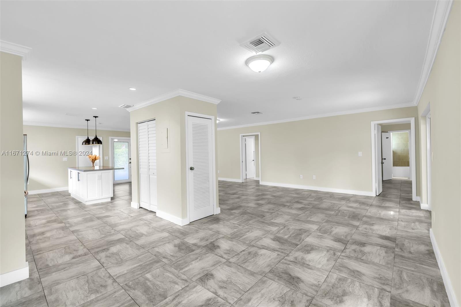 SHORECREST - Residential