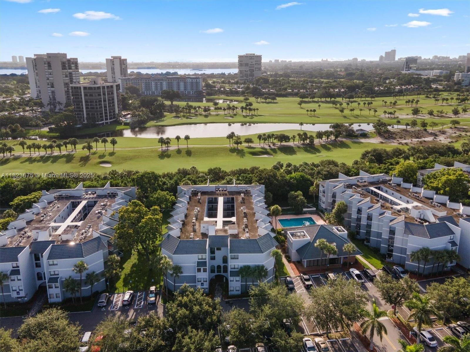 PRESIDENTIAL GOLFVIEW - Residential