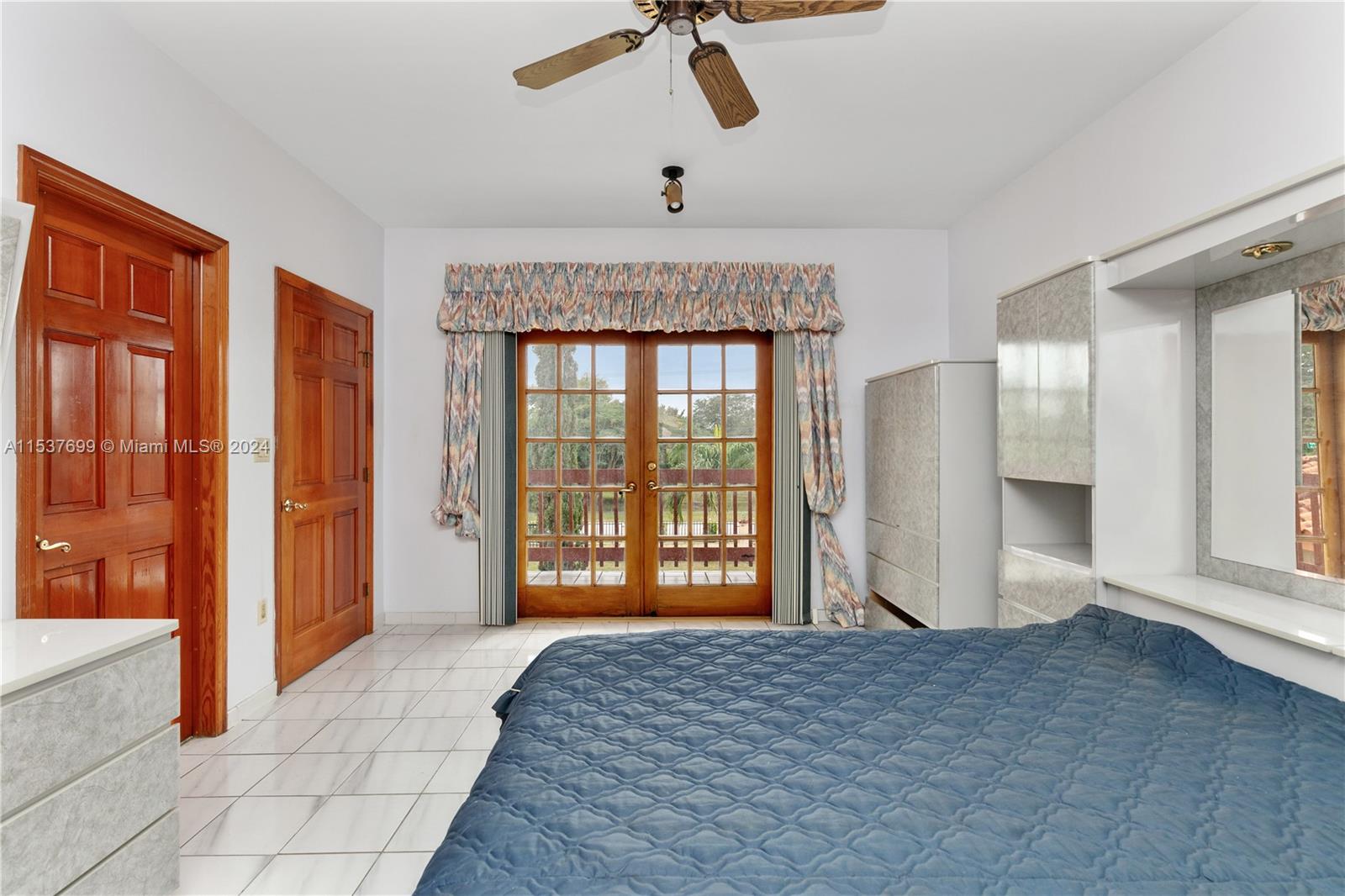 MILLER DRIVE ESTATES - Residential