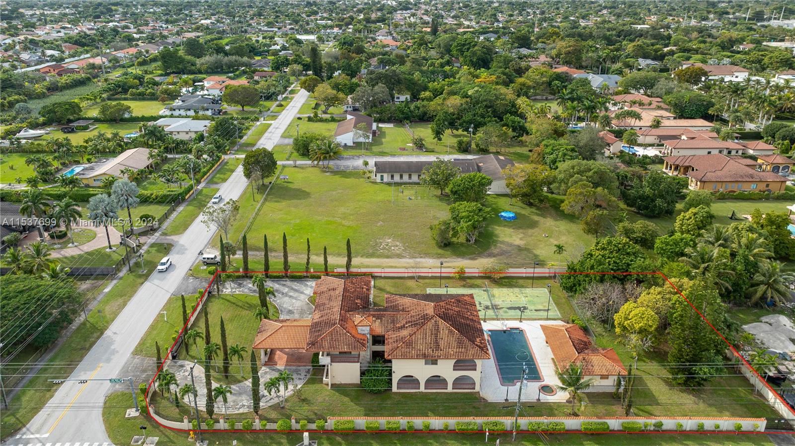 MILLER DRIVE ESTATES - Residential