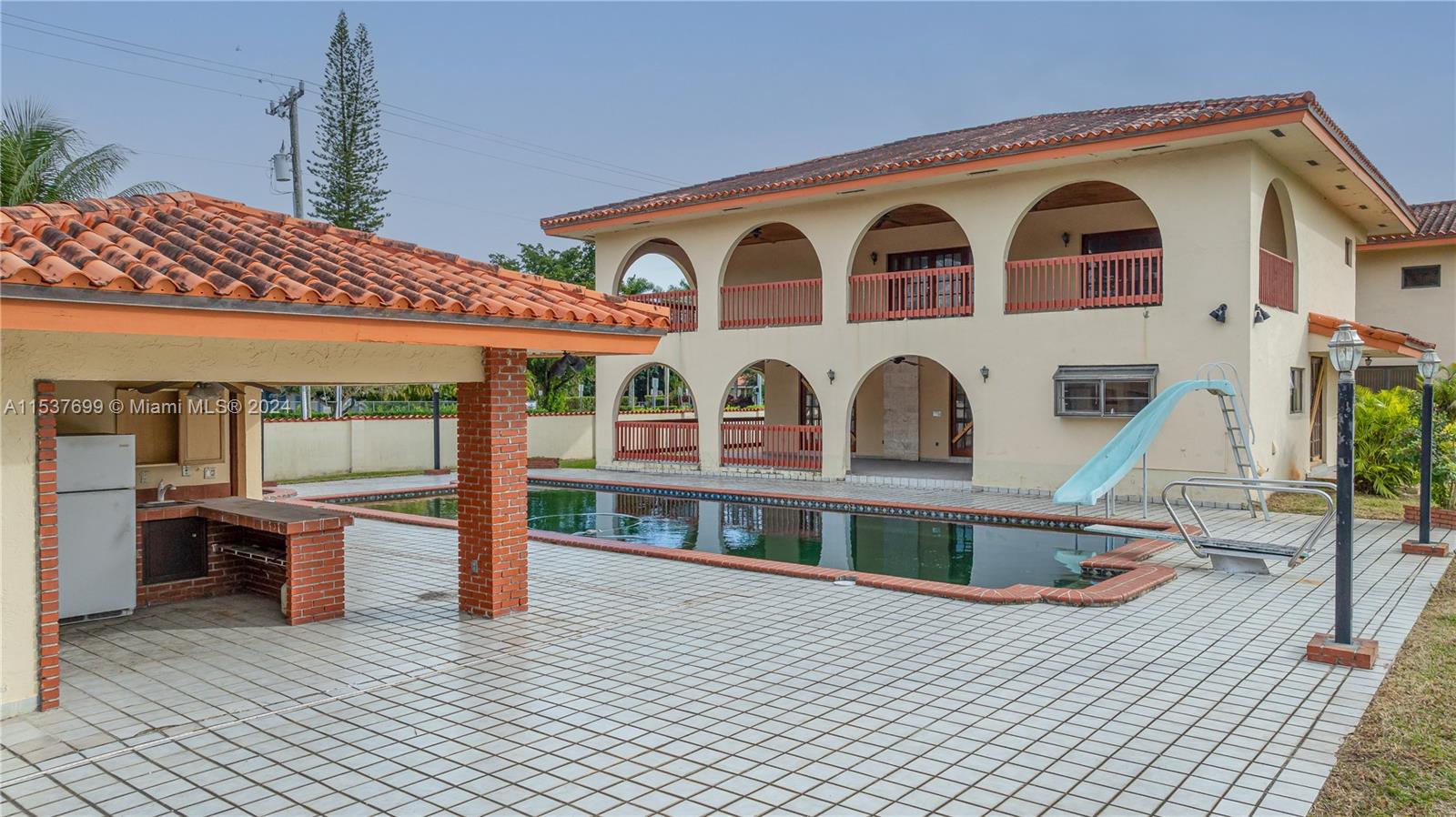 MILLER DRIVE ESTATES - Residential