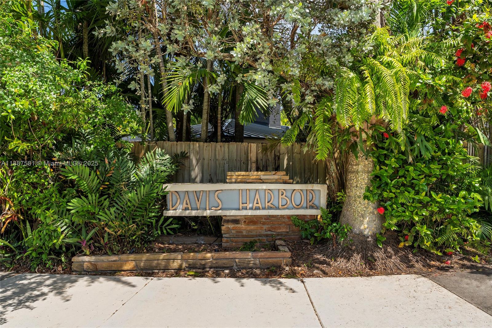 DAVIS HARBOR RESUB - Residential Lease
