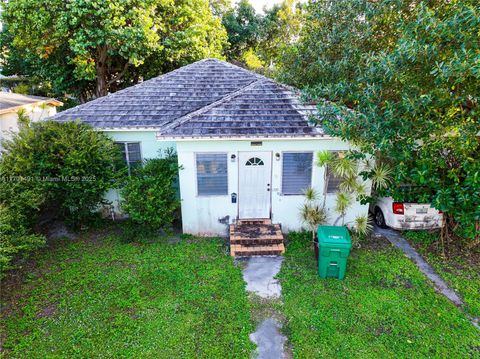 1770 NW 55th Ter Miami FL 33142