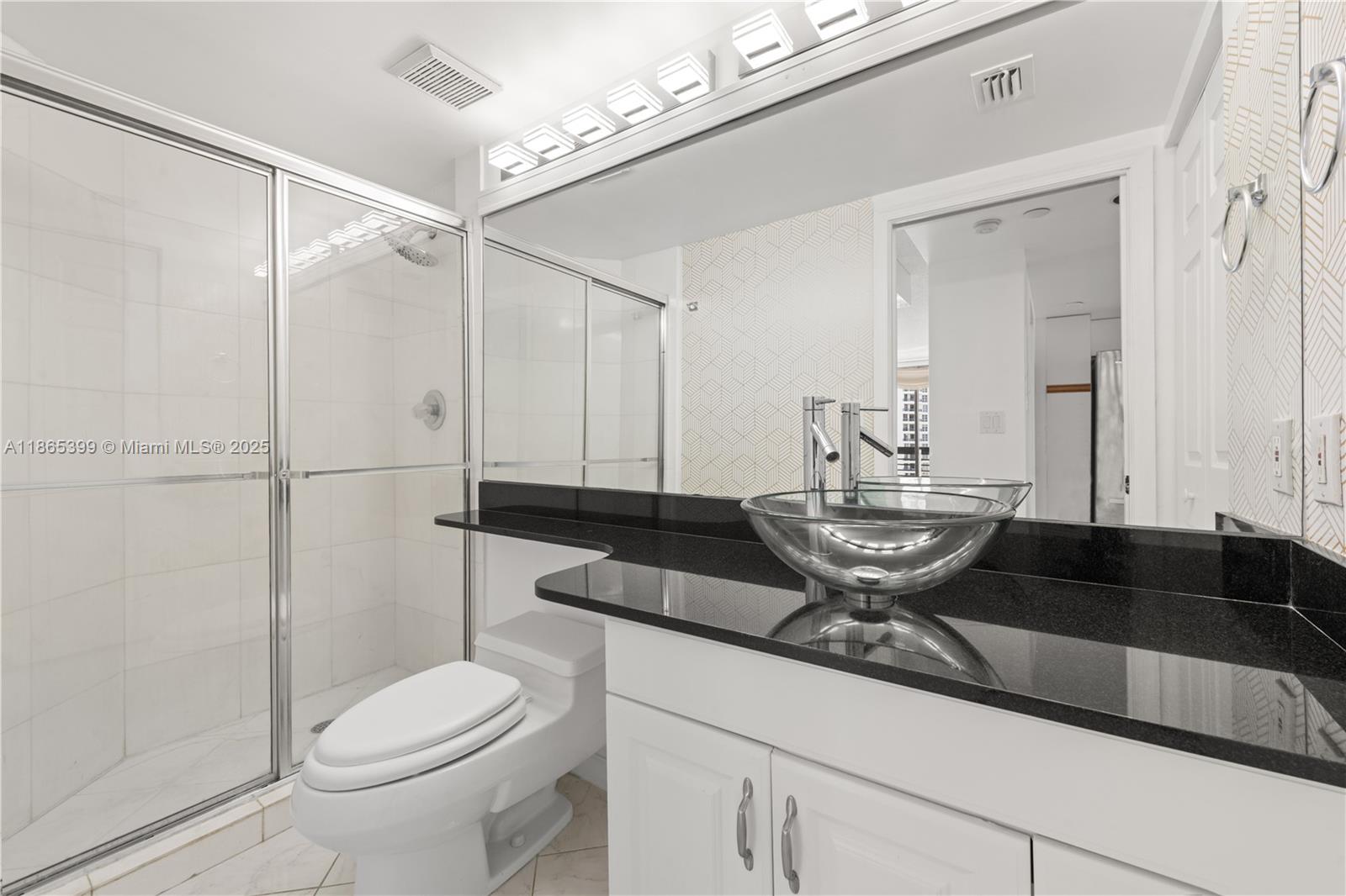 MYSTIC POINTE TOWER 500 C - Residential