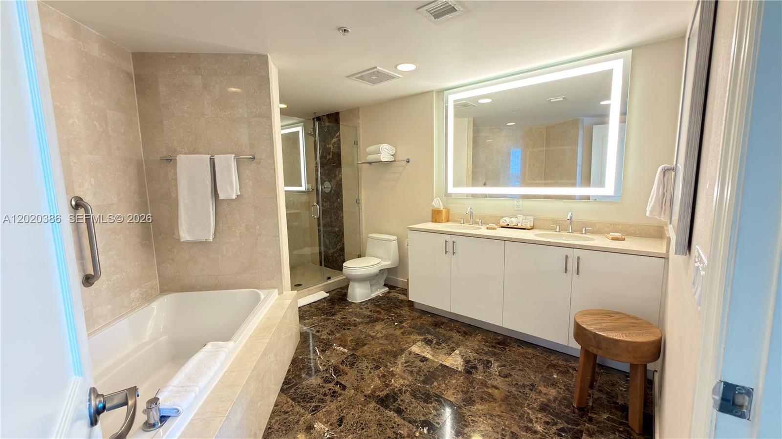 Q CLUB RESORT & RESIDENCE - Residential