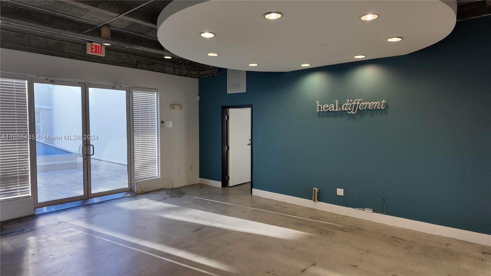Small private office for rent in Miami Beach's convenient and upscale Collins Park neighborhood. Neighbor is CEO Barry Sternlicht's new Class A office of Starwood Capital, developed in 2022. 309 23rd Street is just 2 blocks from The Ocean & Boardwalk, W & One Hotels + 1 block from The Bass Museum of (Modern) Art, the City of Miami Ballet School, the Public Library, and Fire Department Headquarters. Miami Beach High School is just 3 blocks west, while the famous 15th hole of the 104-year-old Miami Beach Golf Club is 5 blocks away. This boutique office features natural light, a shared outdoor patio, and a polished restaurant on the ground floor to entertain clients.