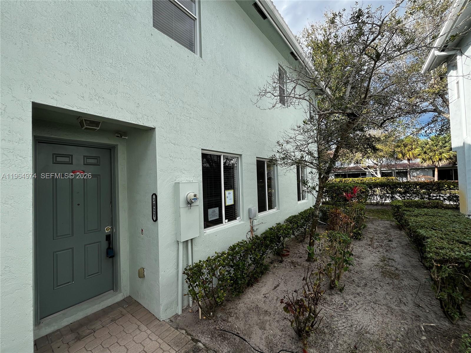 THOUSAND OAKS - Residential