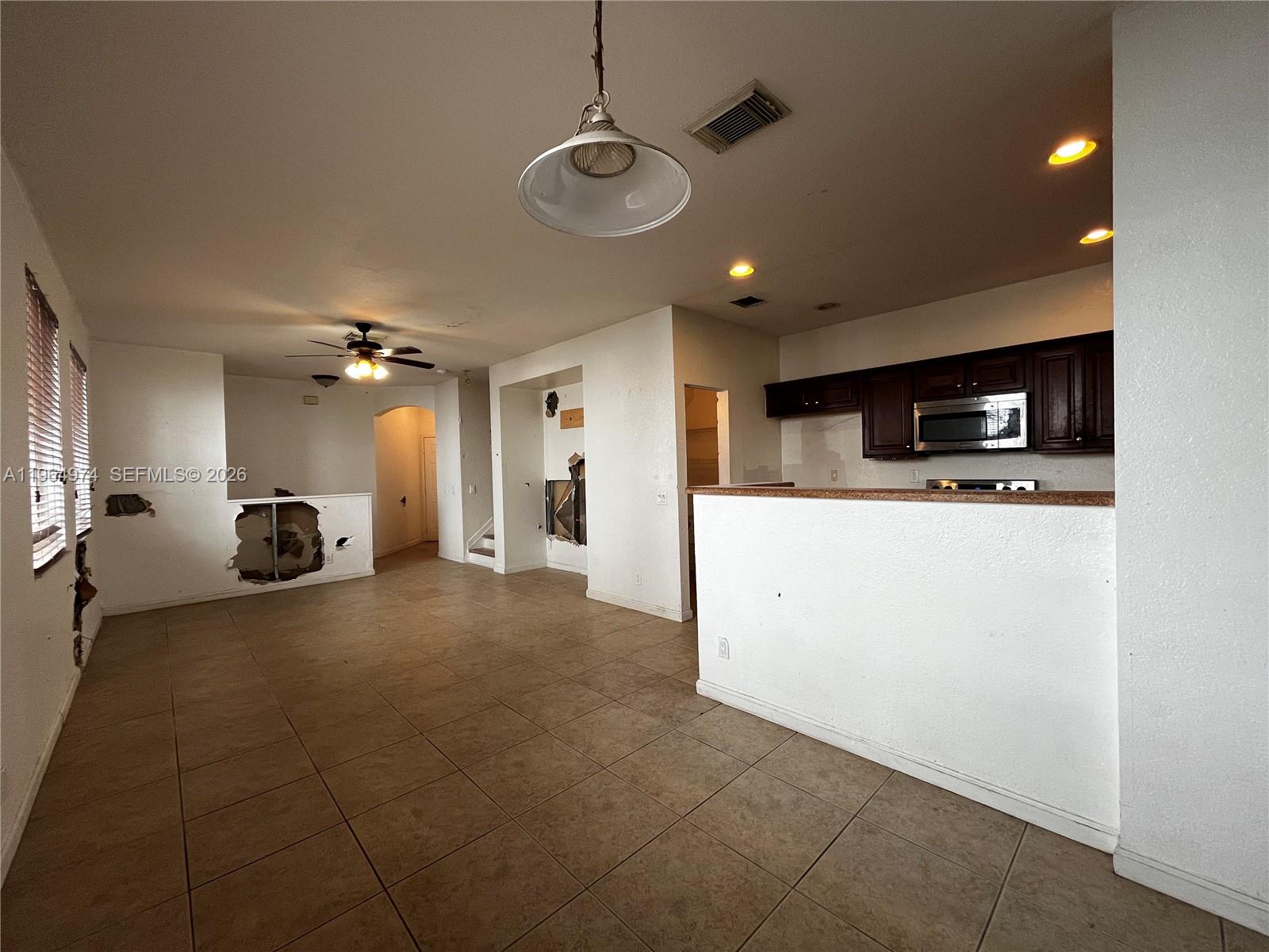 THOUSAND OAKS - Residential