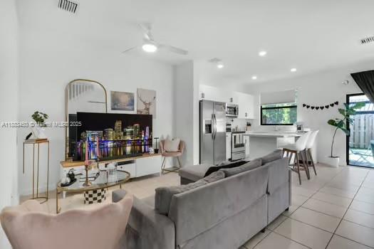 SILVER PALM RESIDENTIAL H - Residential