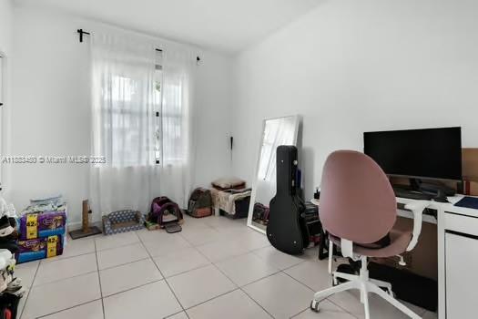 SILVER PALM RESIDENTIAL H - Residential