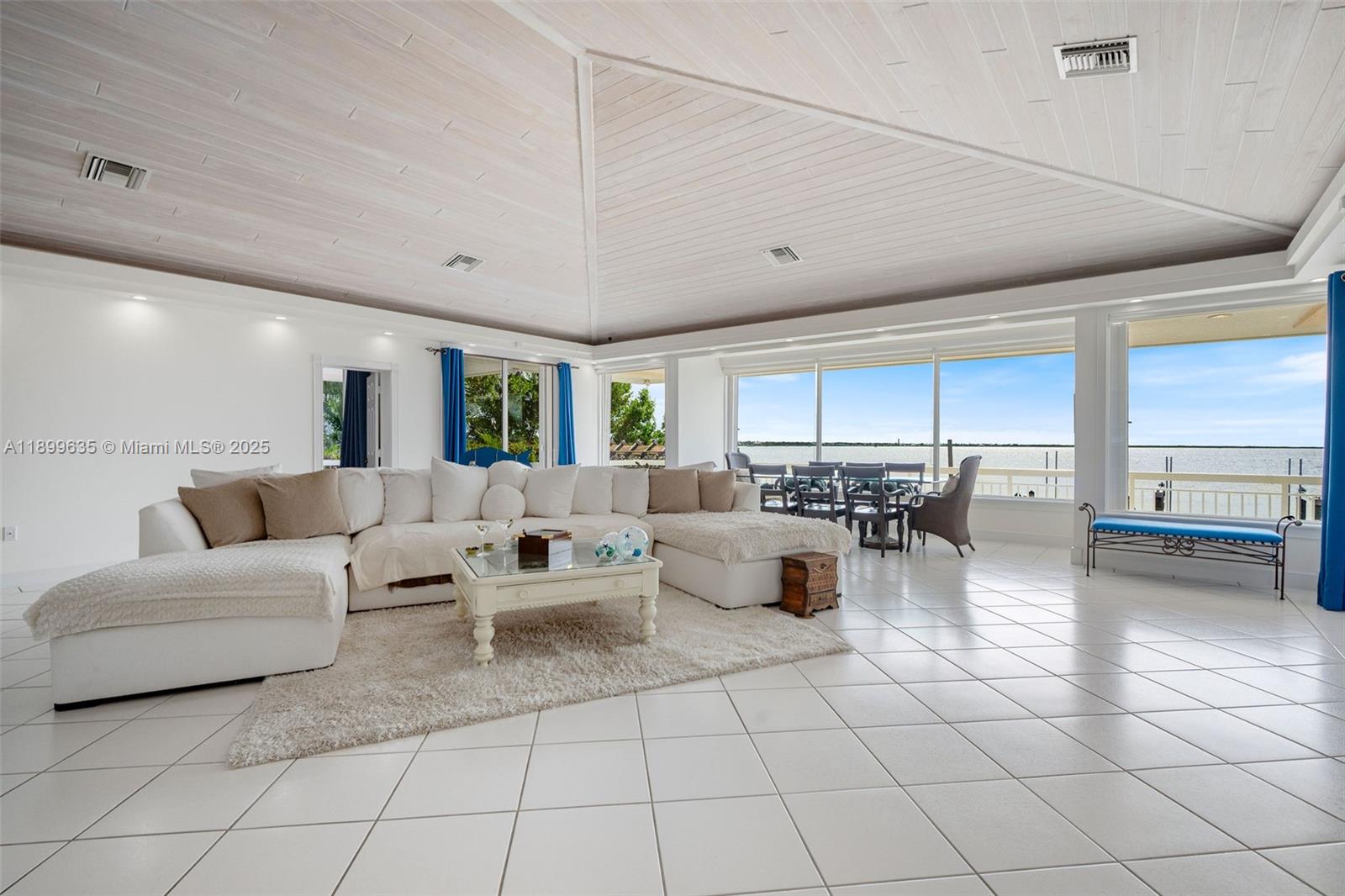 STILLWRIGHT POINT NO 2 - Residential