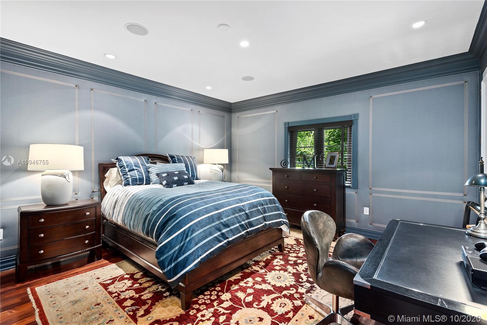 INDIAN CREEK GOLF CLUB IS - Residential