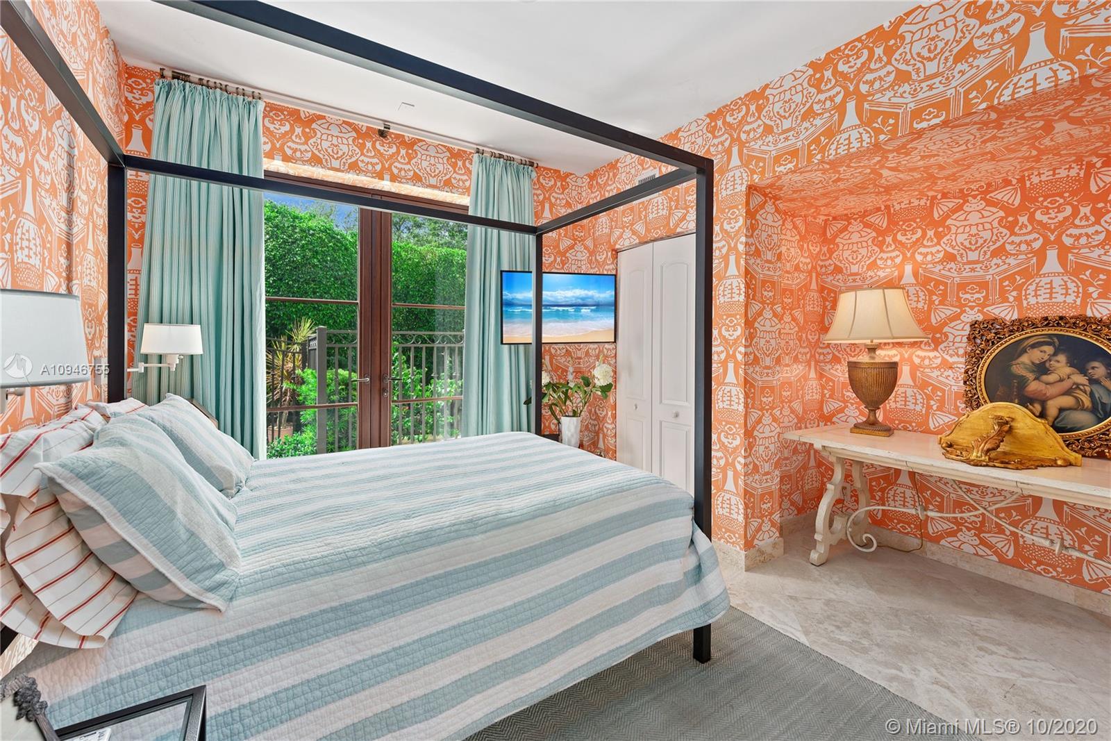 INDIAN CREEK GOLF CLUB IS - Residential