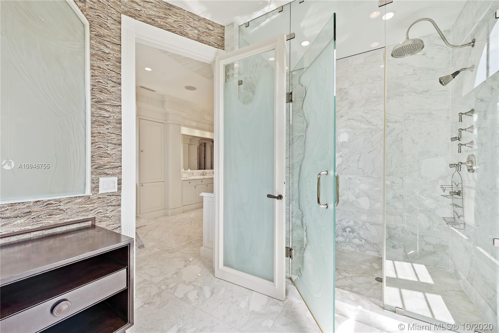 INDIAN CREEK GOLF CLUB IS - Residential