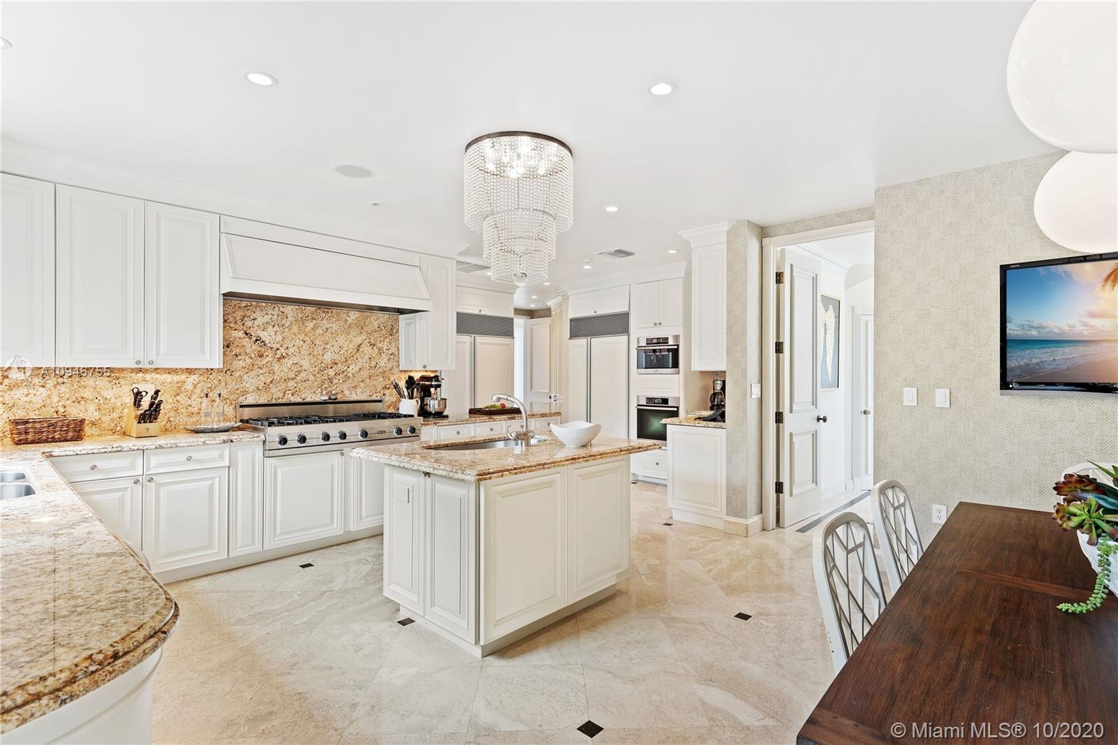 INDIAN CREEK GOLF CLUB IS - Residential