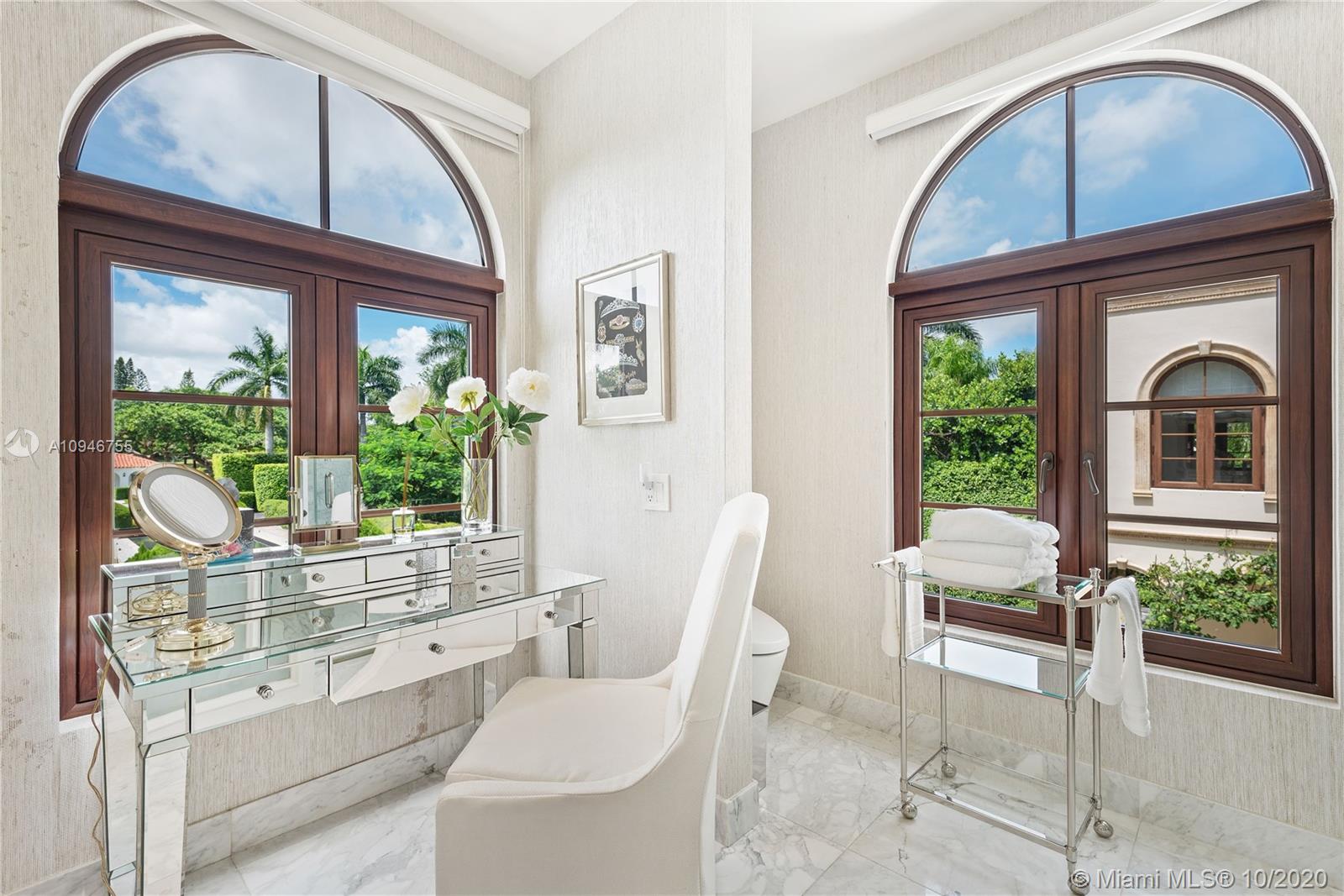 INDIAN CREEK GOLF CLUB IS - Residential