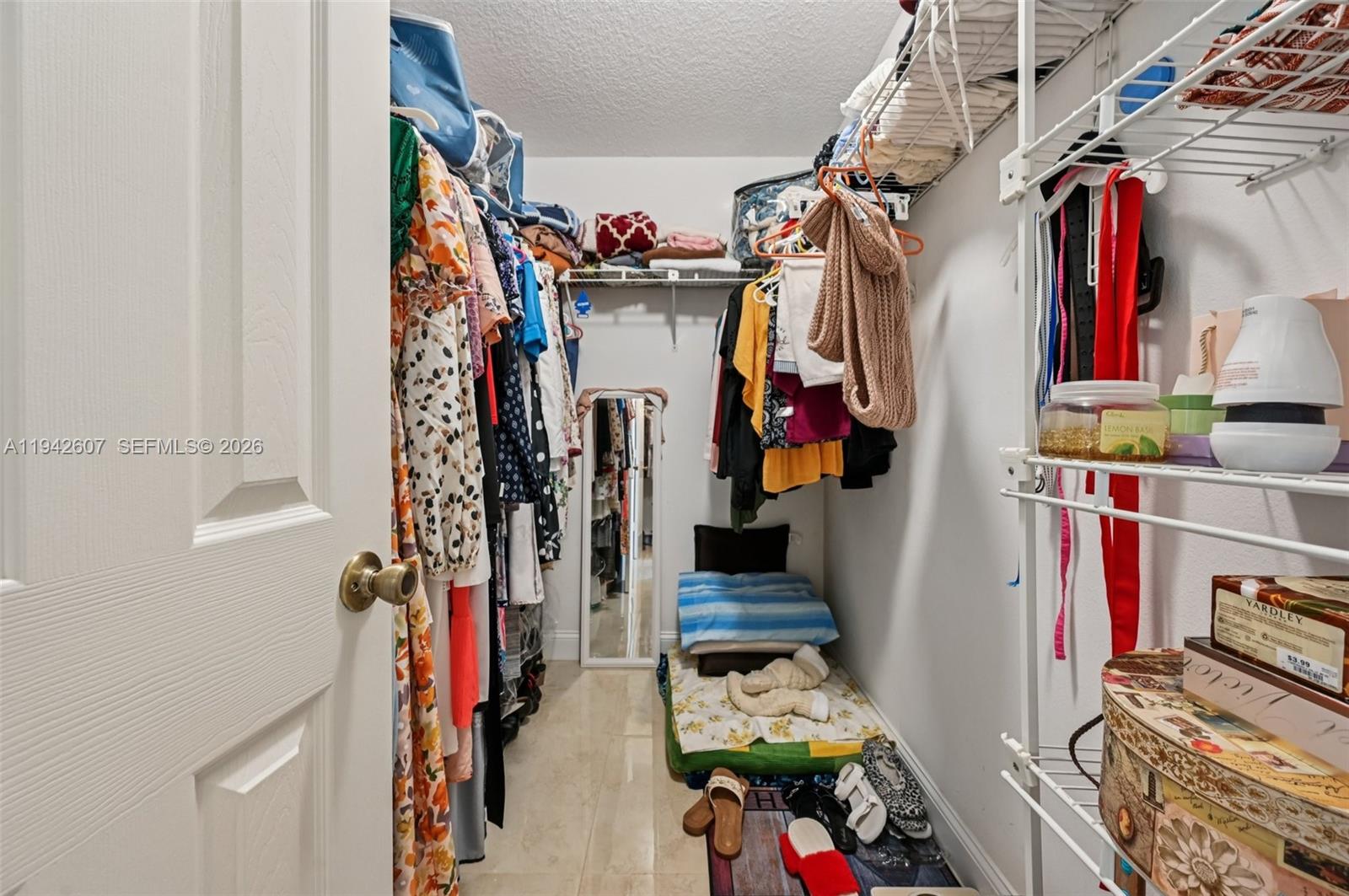 ACREAGE - Residential