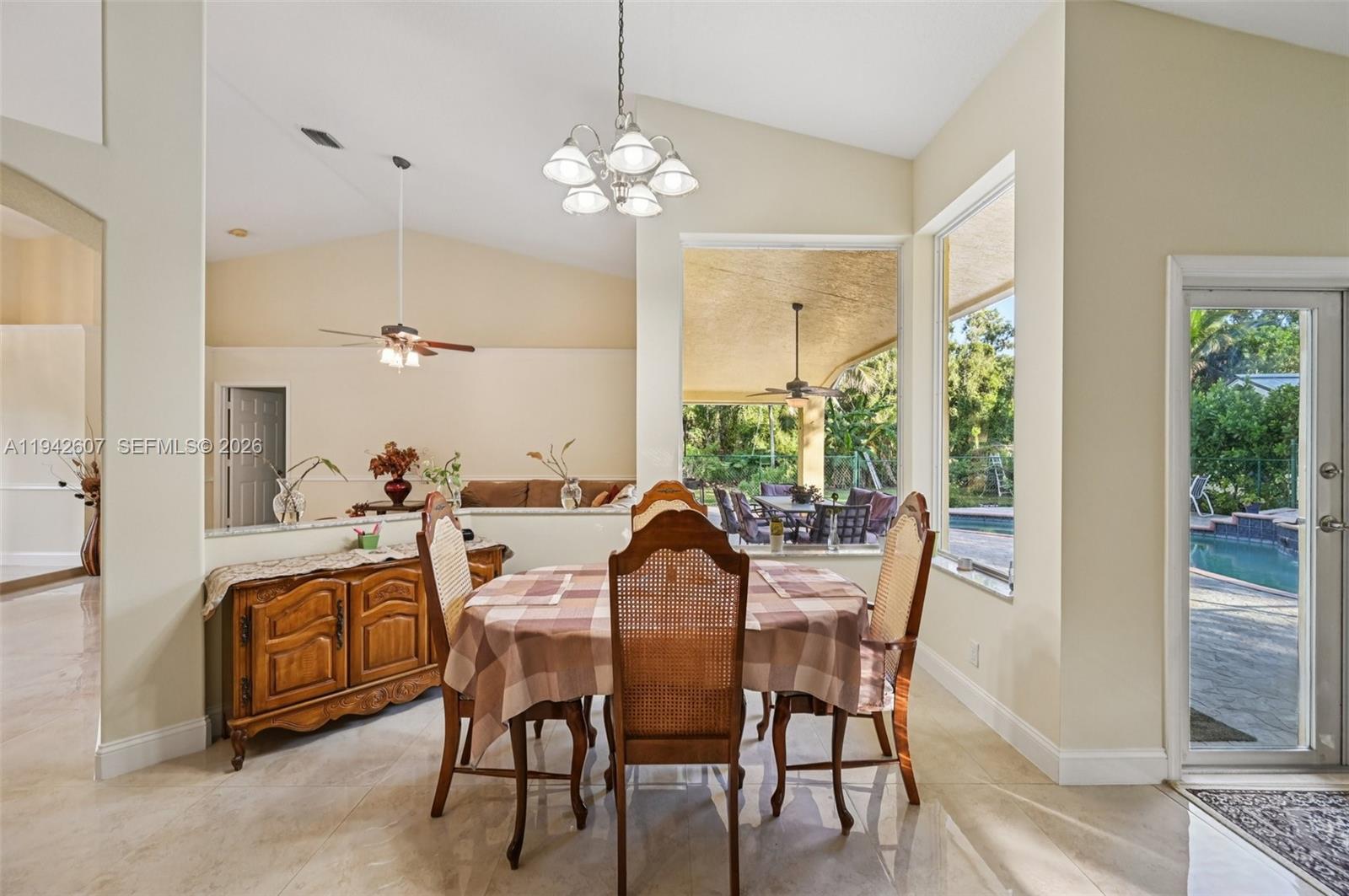 ACREAGE - Residential