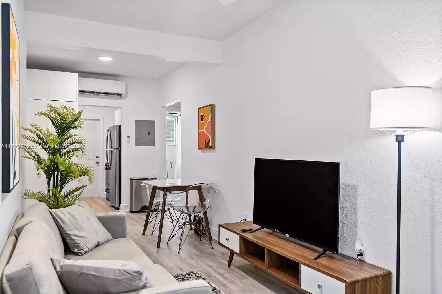 Rental Property at 7315 Carlyle Ave 2, Miami Beach, Miami-Dade County, Florida - Bedrooms: 2 
Bathrooms: 1  - $2,350 MO.