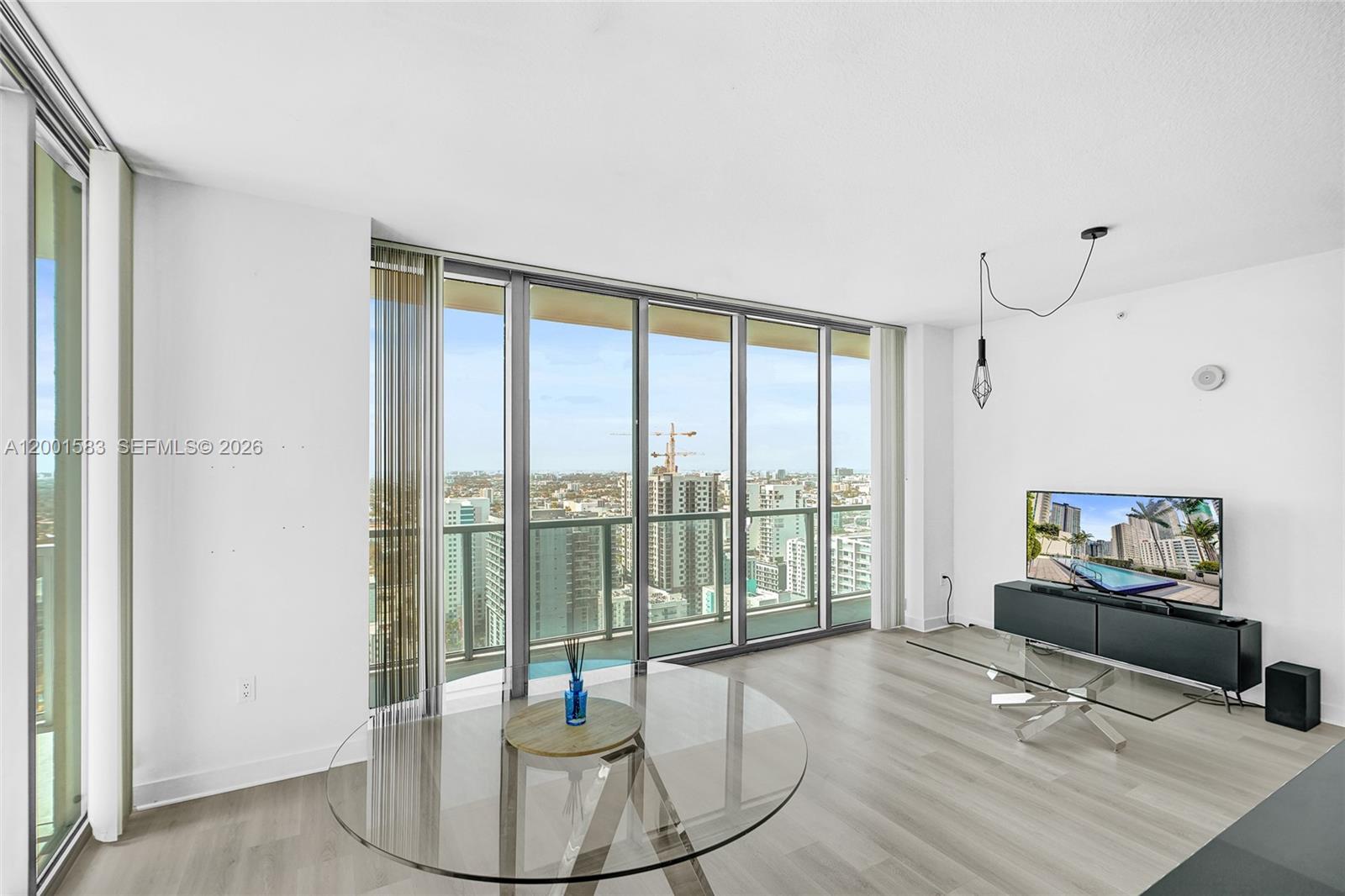 THE AXIS ON BRICKELL II C - Residential Lease
