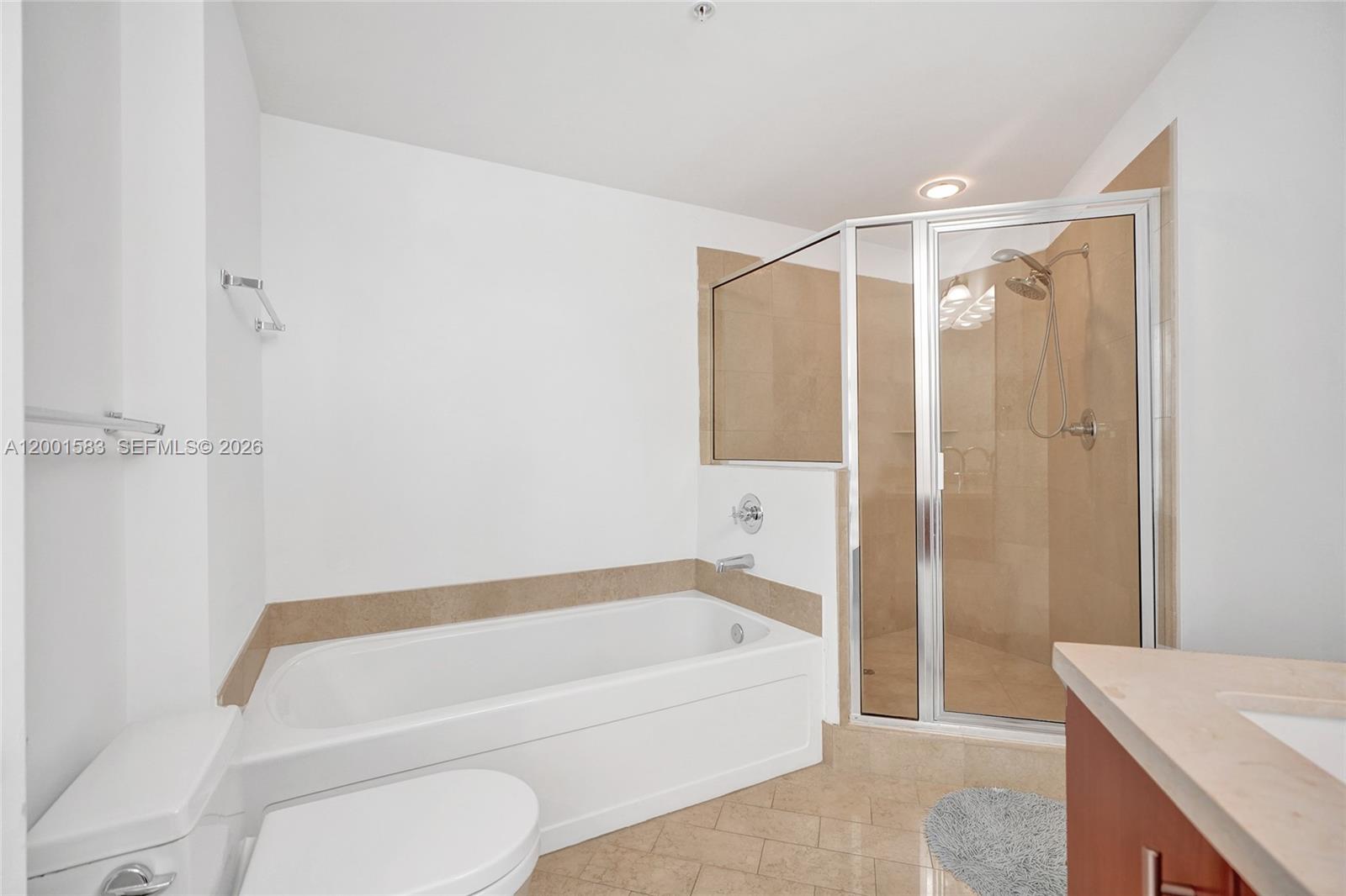 THE AXIS ON BRICKELL II C - Residential Lease