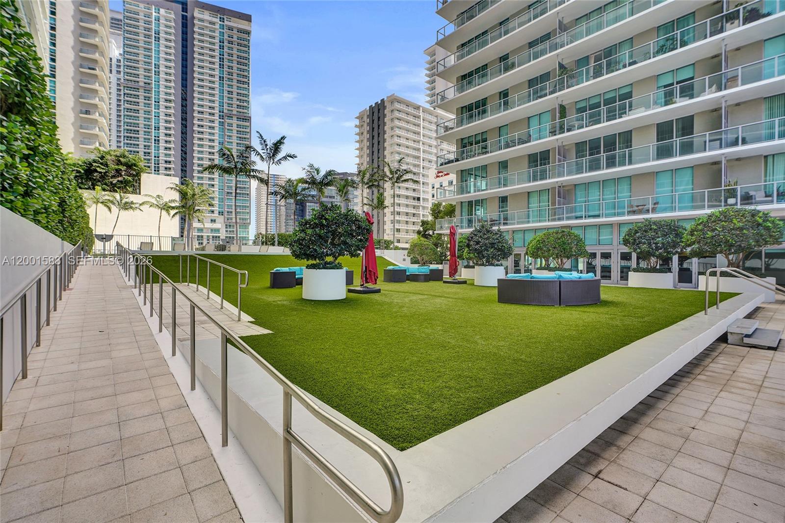 THE AXIS ON BRICKELL II C - Residential Lease
