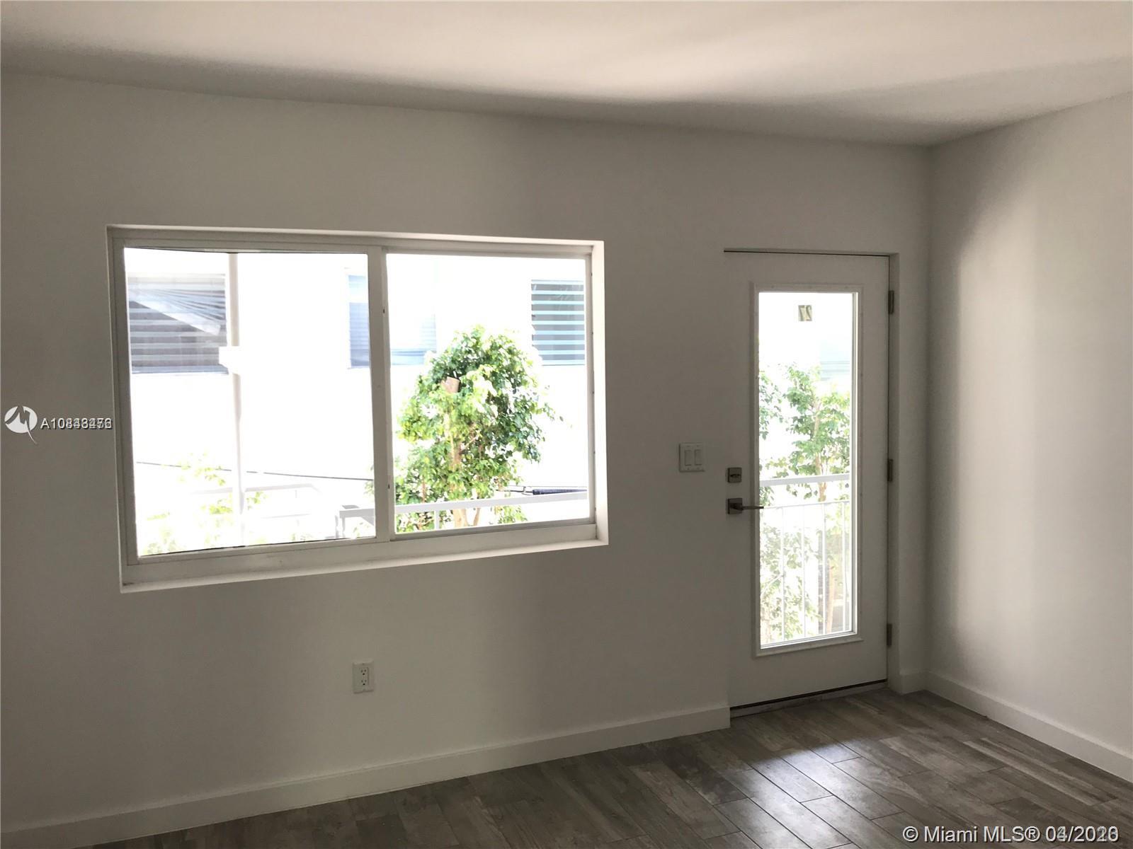 1035 Euclid - Residential Lease