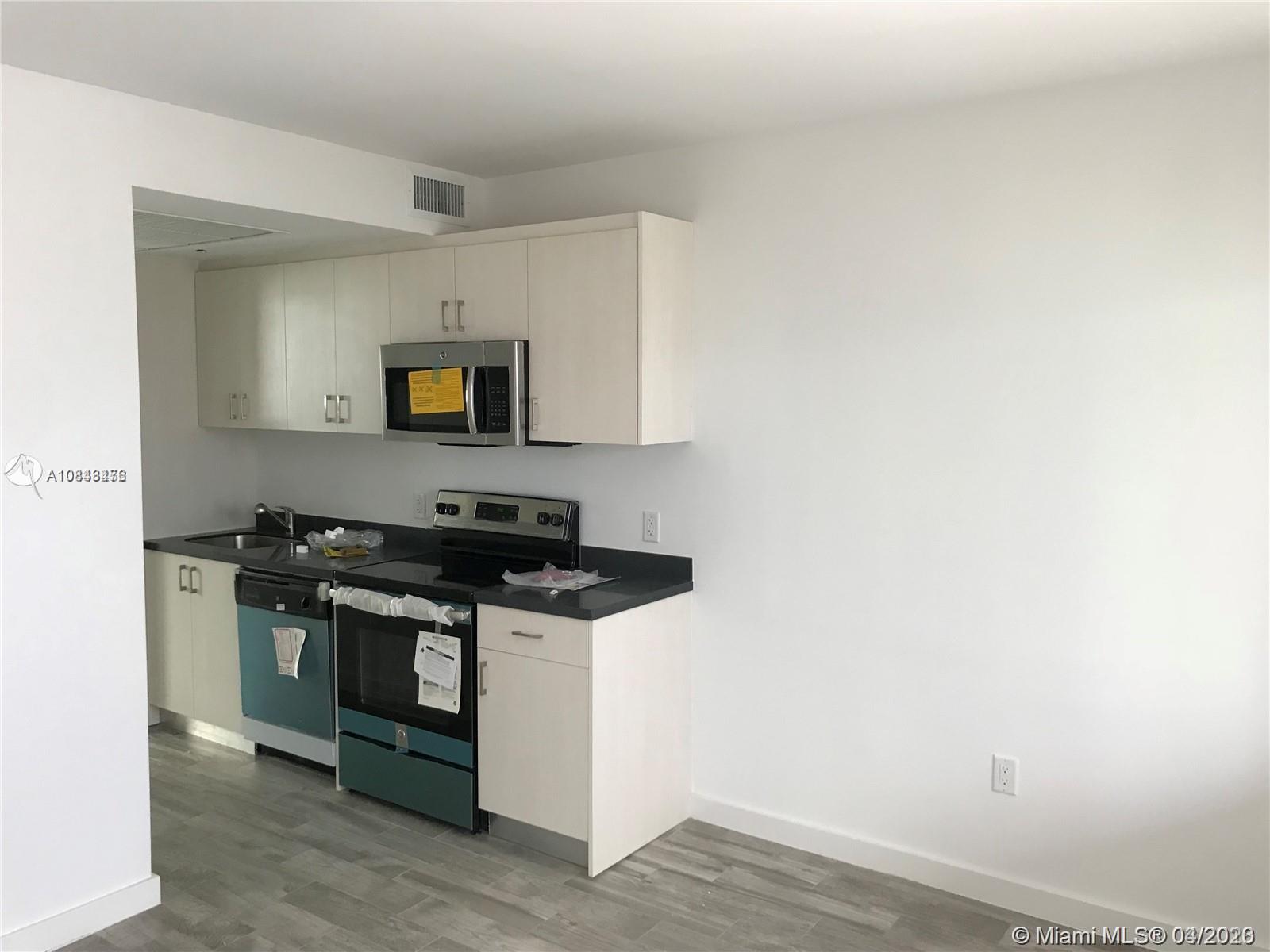 1035 Euclid - Residential Lease