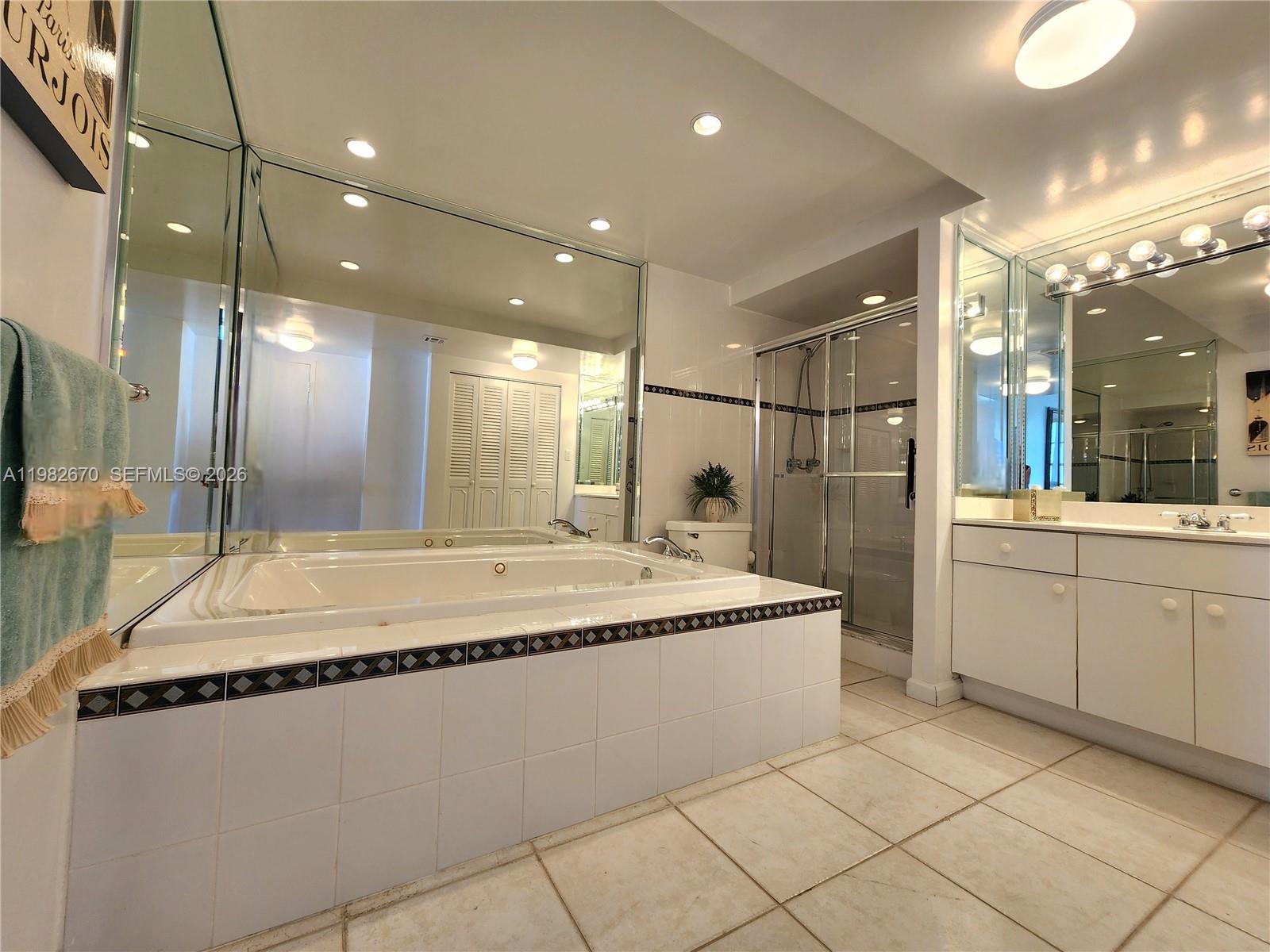 SEA AIR TOWERS CONDO - Residential