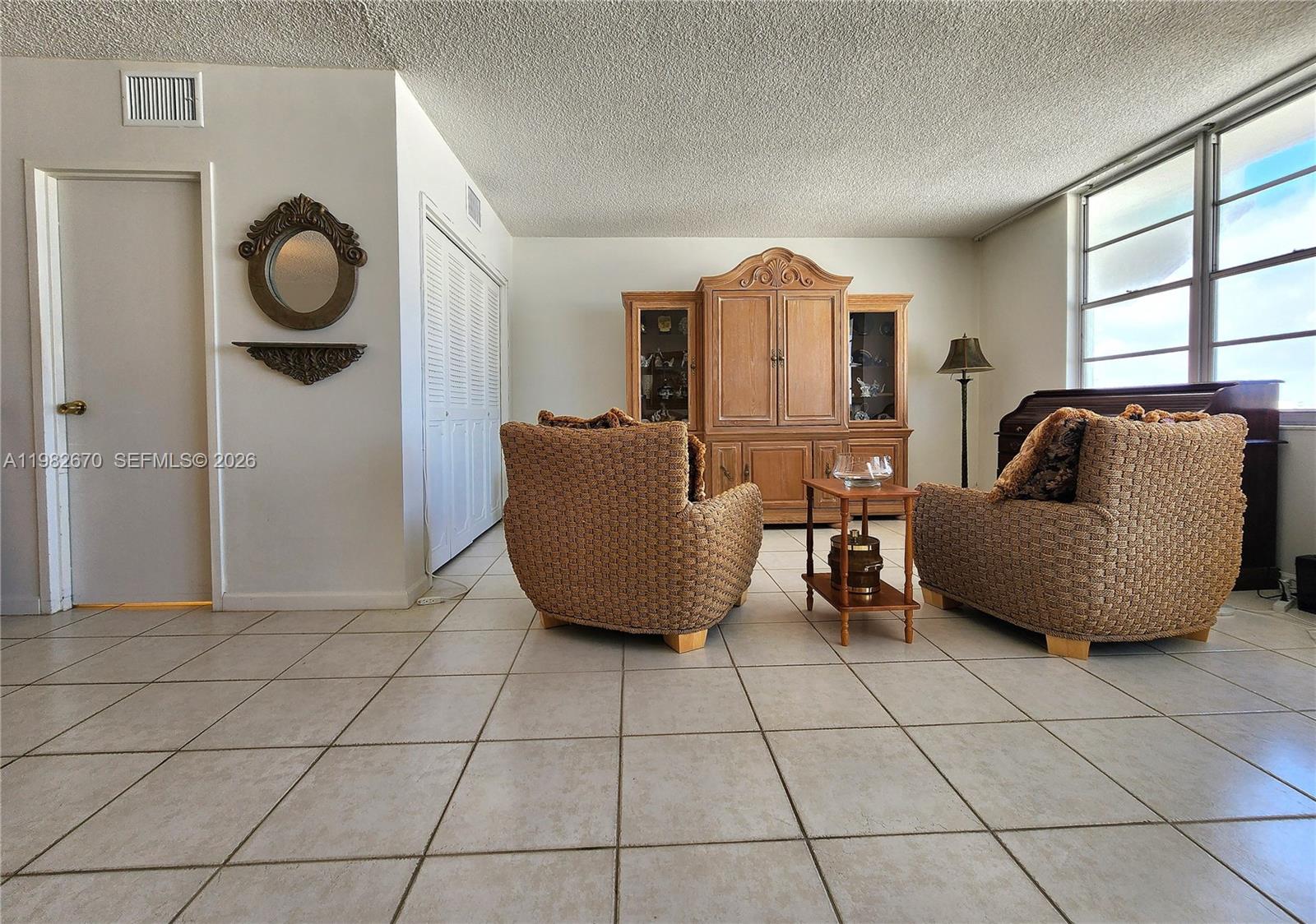 SEA AIR TOWERS CONDO - Residential