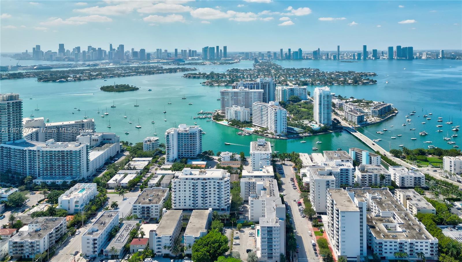 Rental Property at 1621 Bay Rd 1002, Miami Beach, Miami-Dade County, Florida - Bedrooms: 3 
Bathrooms: 2  - $4,750 MO.